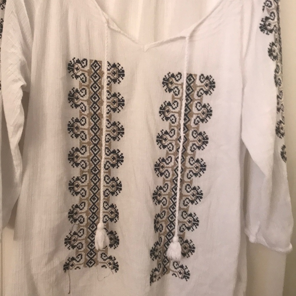 Shirt - Picture 2 of 4